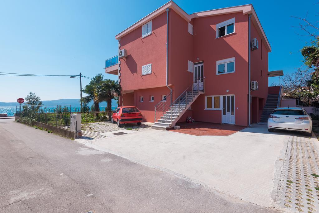 Apartments Delfin 티바트 외부 사진