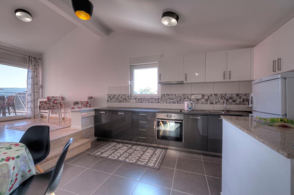 Apartments Delfin 티바트 외부 사진
