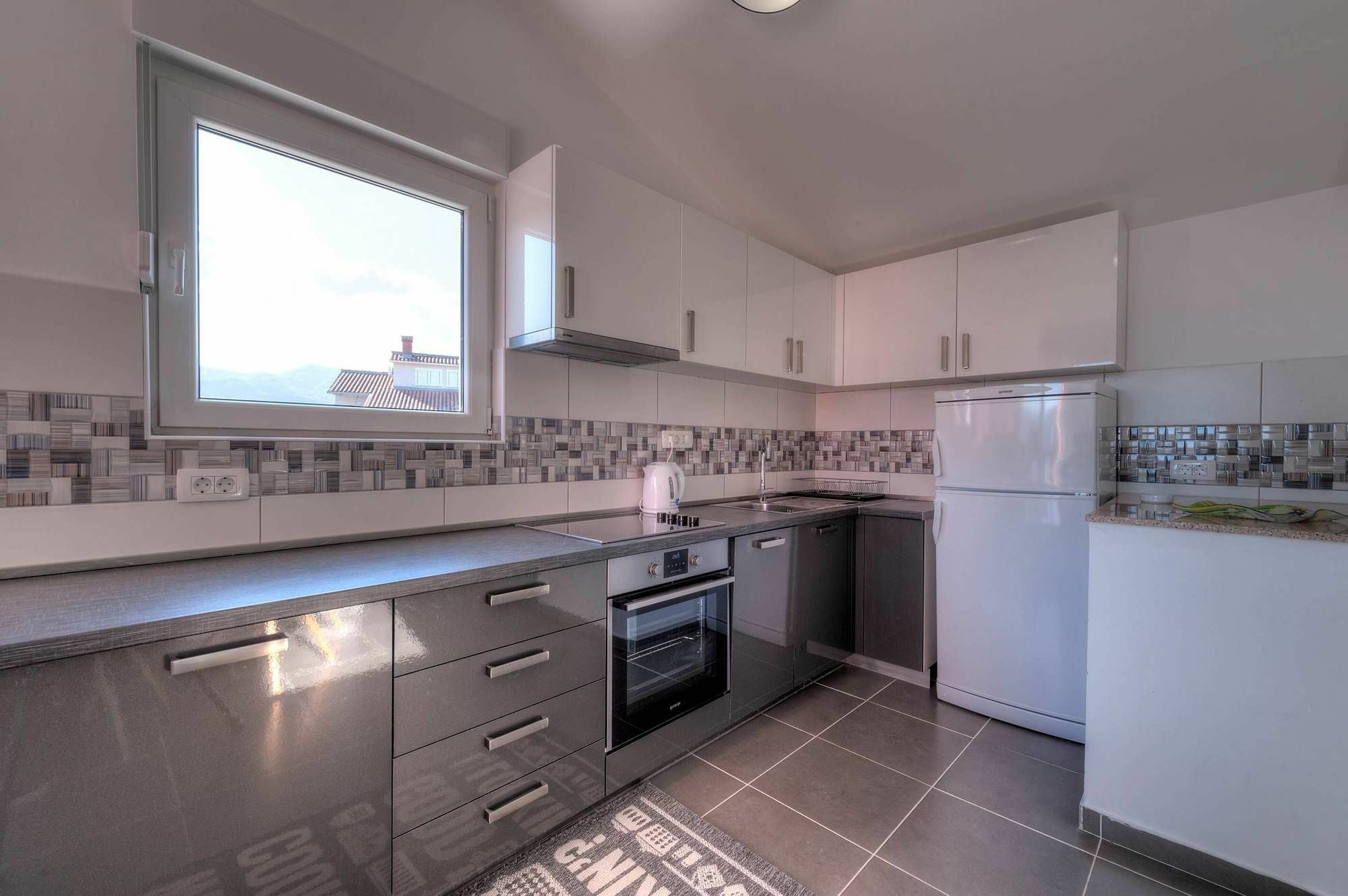 Apartments Delfin 티바트 외부 사진